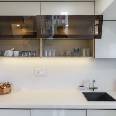 A beautiful fusion of style and functionality - backpainted toughened glass finish - kk modular kitchen lower parel 1