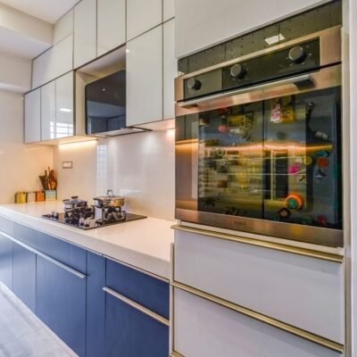 Combination With Laminate With GLASS