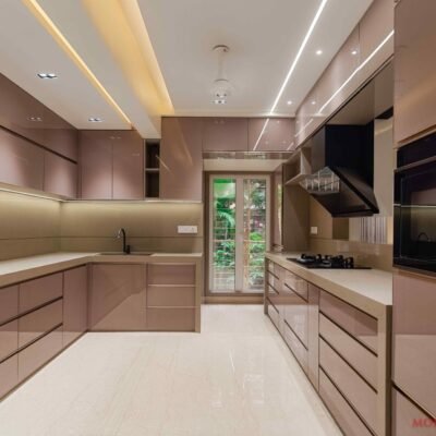 Hudge Storage With Well Made Design