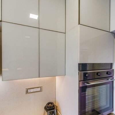 Inbuild Oven With Ventilation Provision
