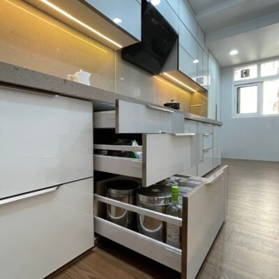 Premium Parallel Modular Kitchen completed in Mahindra Goregaon West - Buy Best Modular Kitchen in Mumbai - KK Modular Kitchen Churchgate