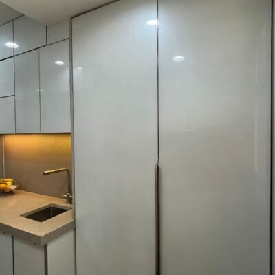 Premium Parallel Modular Kitchen completed in Mahindra Goregaon West - Buy Best Modular Kitchen in Mumbai - KK Modular Kitchen in Prabhadevi