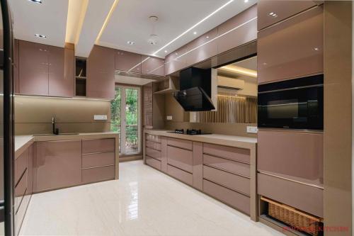 3 Side With Full Storage Platform