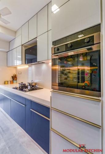 Combination With Laminate With GLASS