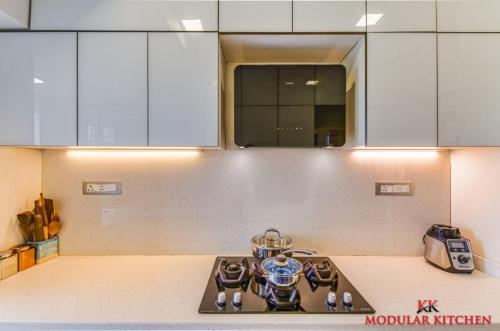 Inbuilt Hob  Cross Line Chimney