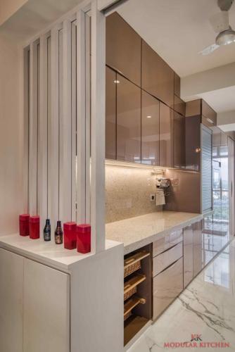 Service Platform With Beige Color Glass Finish With Rose Gold Pull Grip Handle